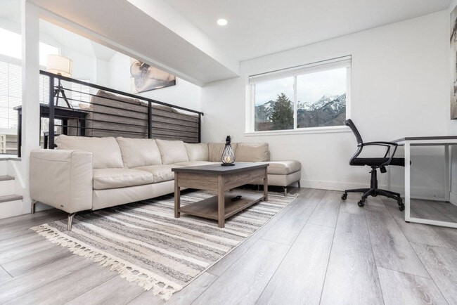Photo - 2744 Newcastle Dr Unit SI ID1597577P