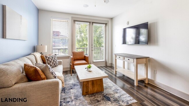 Photo - 707 Seale St Unit 223