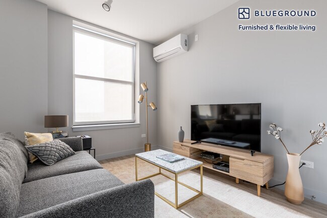 Photo - 330 S Wells St Unit FL15-ID194