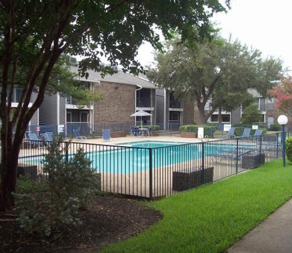 Pool - Waterford at Bellmar