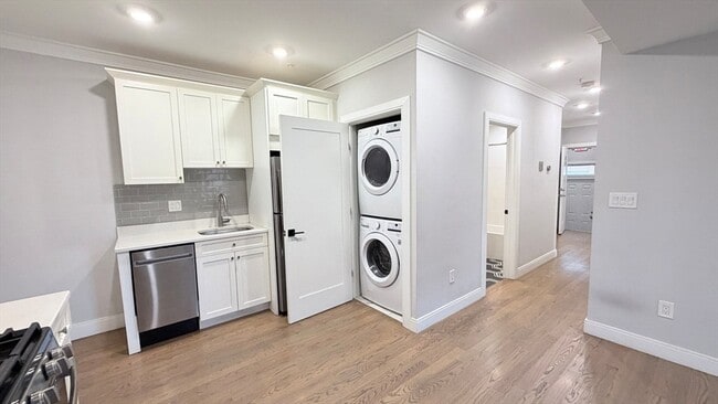 Photo - 93 George St Unit 1