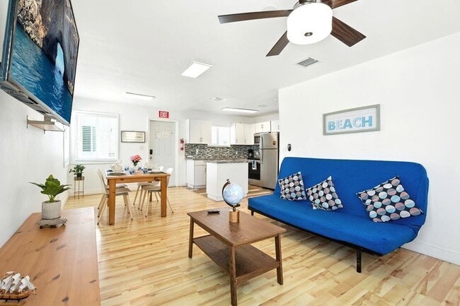 Photo - 343 Van Buren St Unit 8