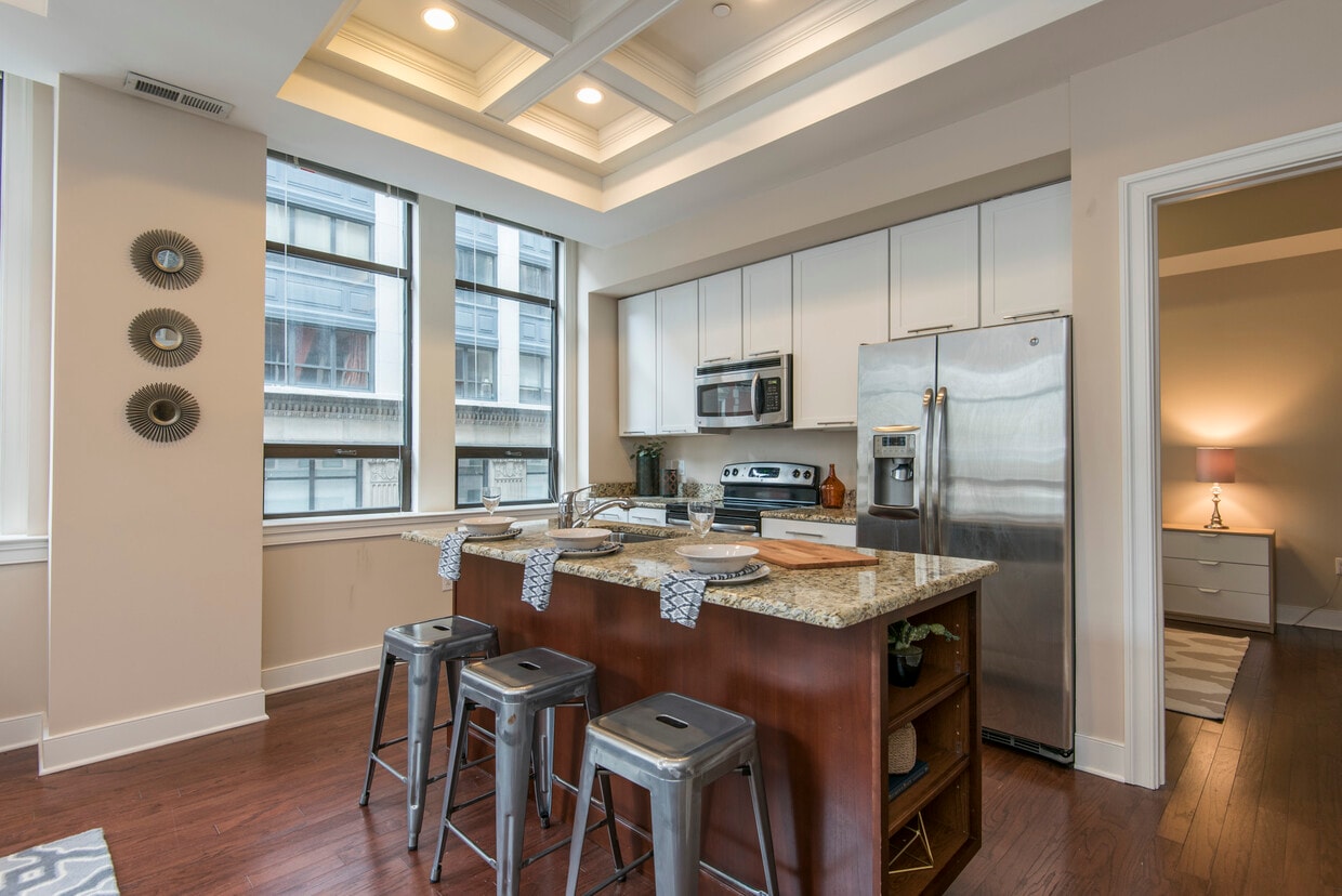 Floor Plan - 1BD/1.5BA