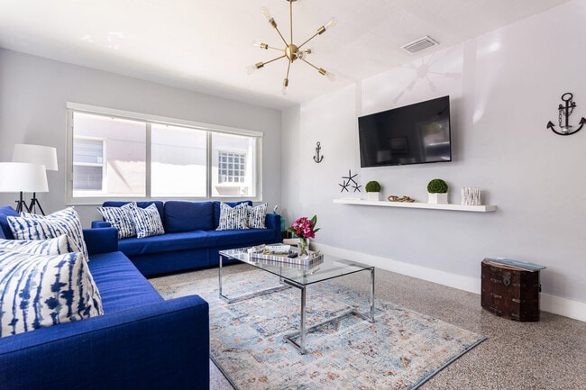 Photo - 927 N 17th Ave Unit ID1258729P