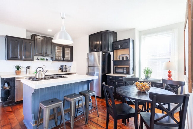 Photo - 424 Liberty Hl Unit ID1056033P