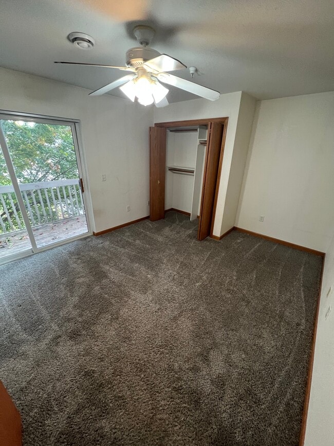 Photo - Silver Drive Apartments