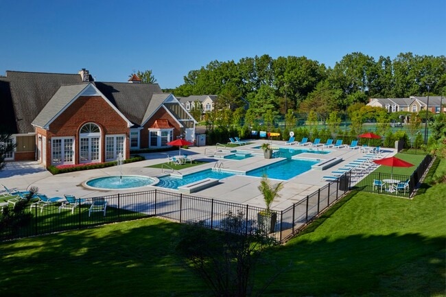 Photo - Citation Club  Apartments