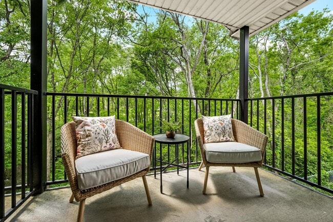 Photo - Saddlebrook Apartments