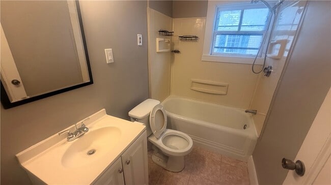 Photo - 157 Armington St