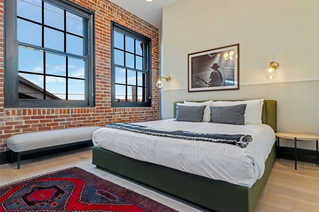 Photo - 1148 S Peters St Unit SI ID1499074P