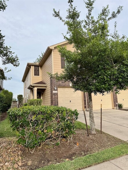 Photo - 16010 Limestone Lake Dr