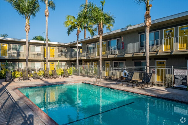 Did someone say pool day? - California Palms Apartments