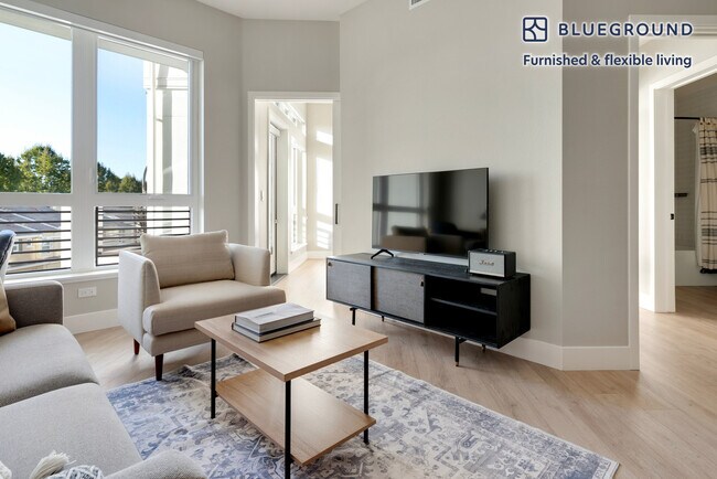 Photo - 555 E Evelyn Ave Unit FL5-ID1982