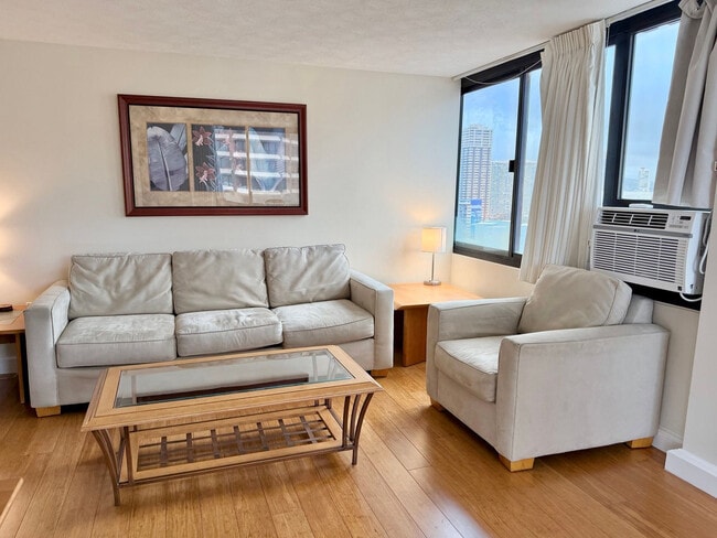 Building Photo - 343 Hobron Ln Unit SI ID1327706P