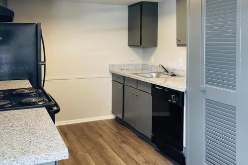 Photo - West End Crossing