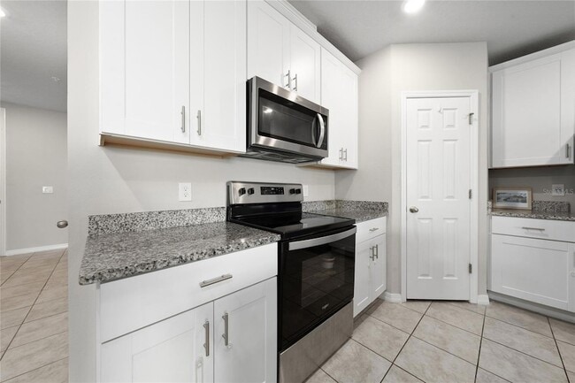 Photo - 2043 Harebell Ln