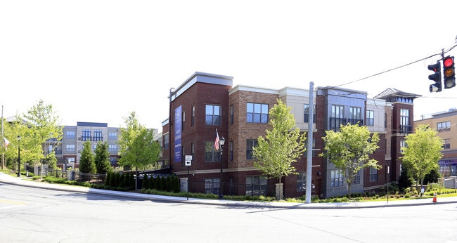 Building Photo - Quarry Place at Tuckahoe