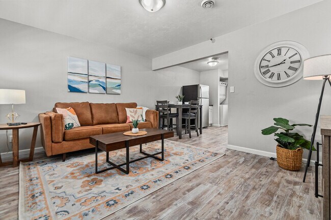 Photo - 2713 N Locust St Unit SI FL2-ID1296545P