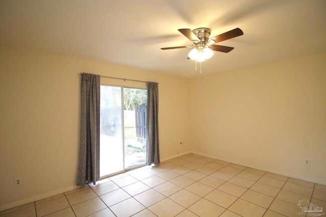 Photo - 316 Teakwood Cir