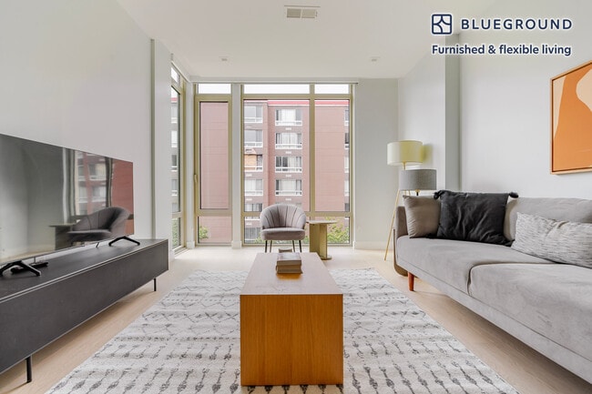 Photo - 1224 M St NW Unit FL6-ID1077