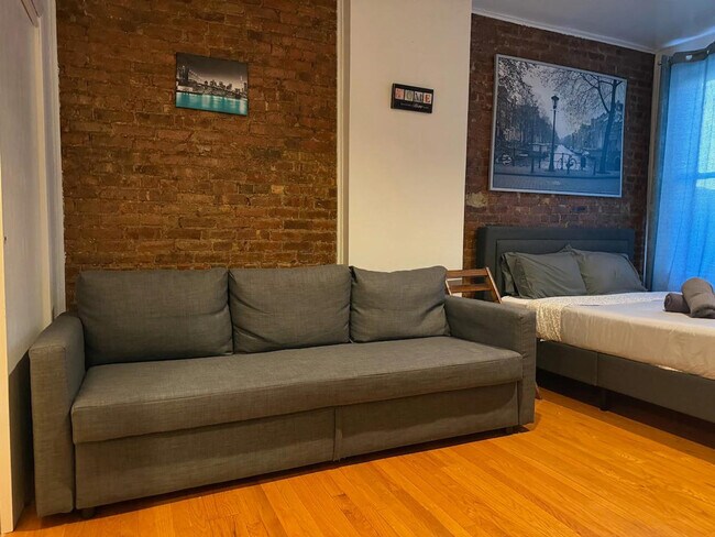 Photo - 329 E 94th St Unit ID1032023P