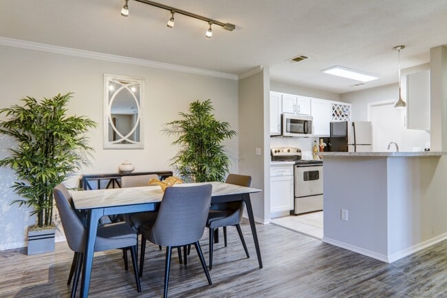 Photo - Kings Mill Apartment Homes