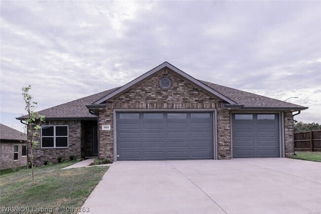 Photo - 9000 Mayswood Pl
