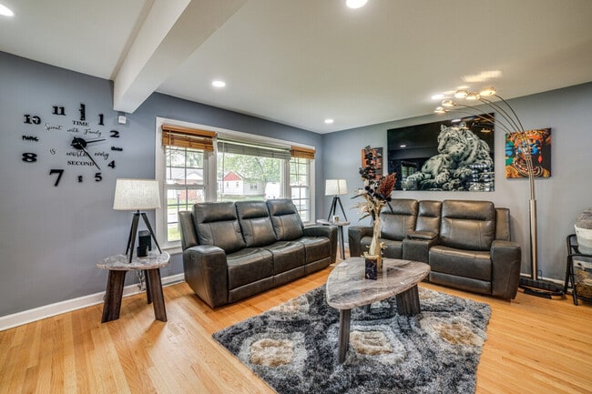 Photo - 737 E 157th Pl Unit ID1306480P