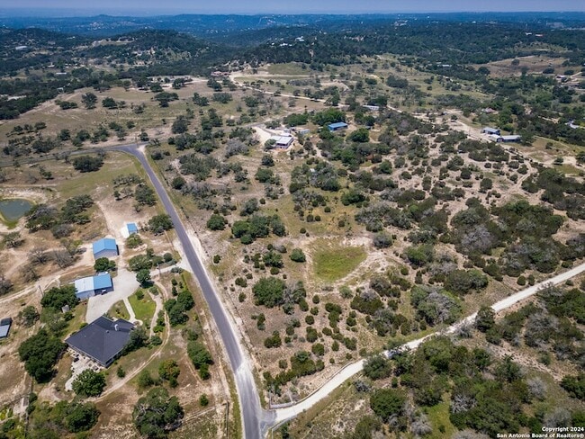 Photo - 111 Burney Rd N