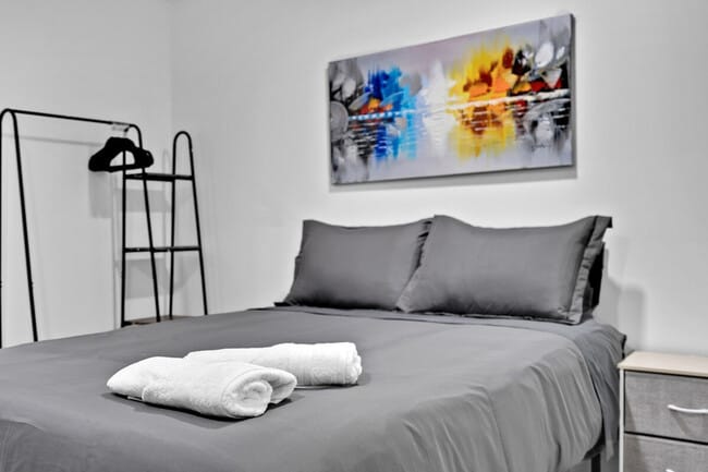 Building Photo - 2610 SW 31st Ave Unit ID1324002P