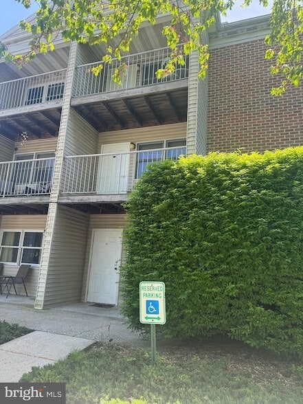 Photo - 2101 Cedar Run Dr Unit 208