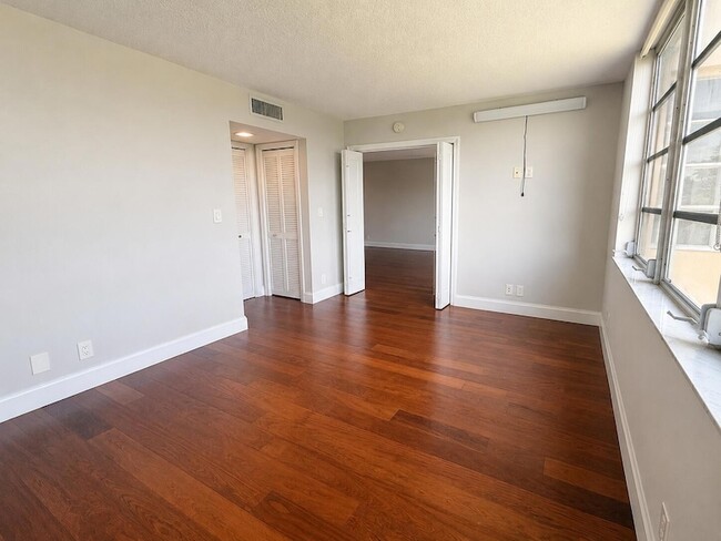 Photo - 4030 W Palm Aire Dr Unit 402