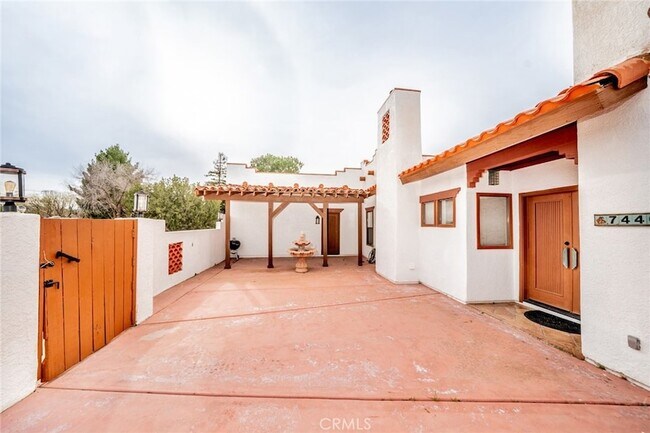 Photo - 7440 3rd Ave