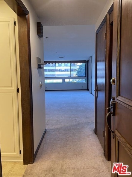 Photo - 880 W 1st St Unit 613