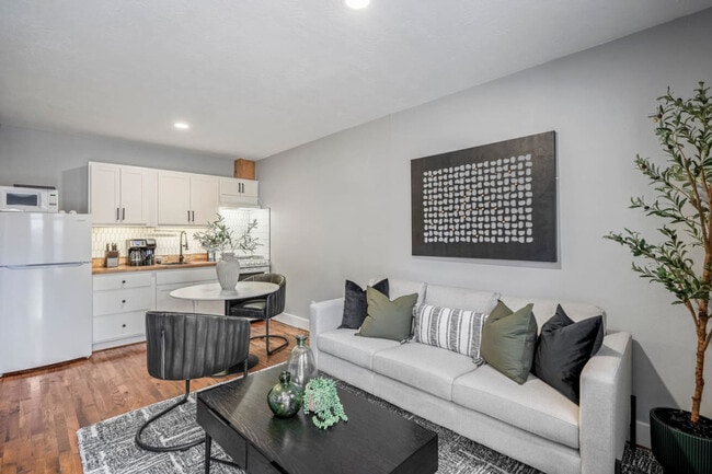 Building Photo - 4952 Polk St Unit SI ID1531100P
