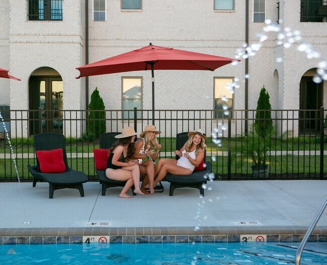 Photo - 150 Club House Dr