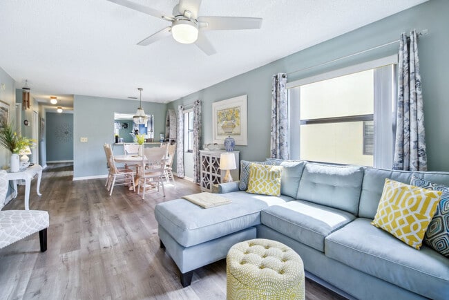 Building Photo - 5640 N Banana River Blvd Unit SI FL2-ID1546449P