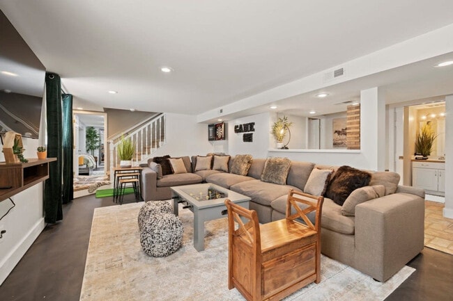 Building Photo - 75 State Rd 1441 Unit ID1265154P