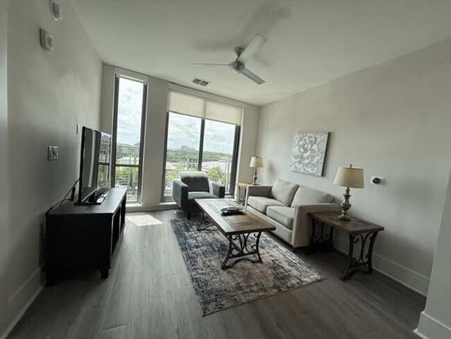 Building Photo - 95 8th St NW Unit SI ID1604699P