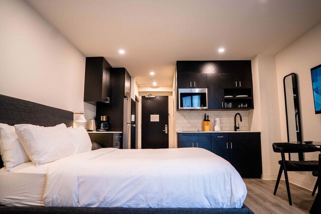 Photo - 77 9th St E Unit SI ID1459966P