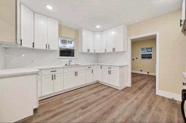 Photo - 2725 Avenue F