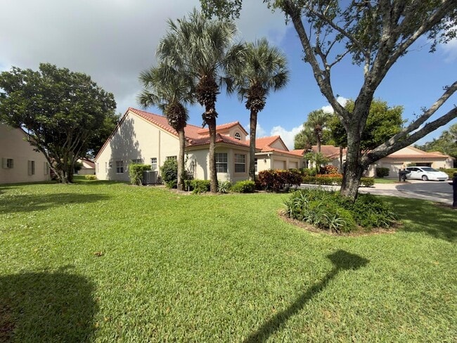 Photo - 7922 Sandy Pointe Dr