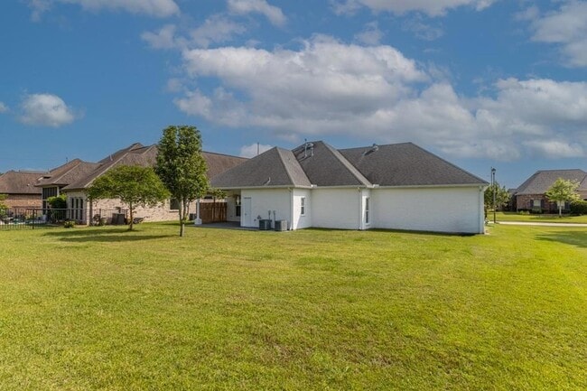 Photo - 321 Cypress Lakes Dr