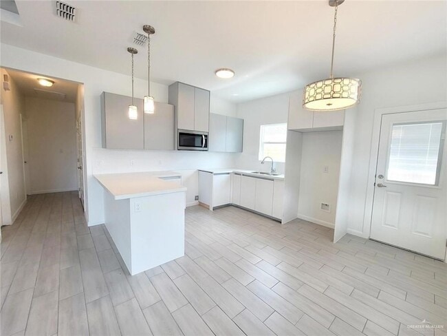 Photo - 2205 S Pamplona St Unit 3