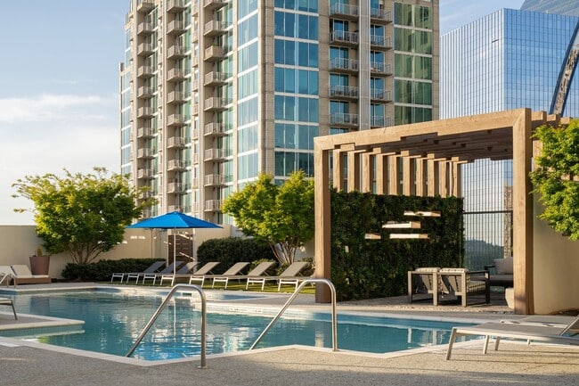 Photo - Elora at Buckhead