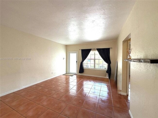 Photo - 1840 SW 29th Ave