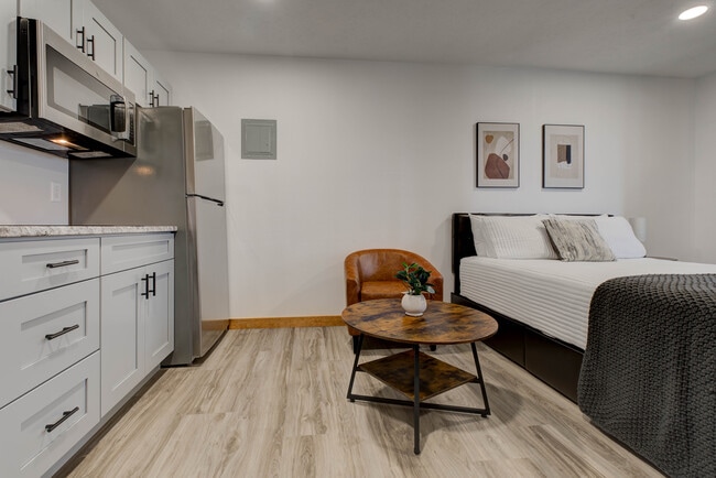 Photo - Sunrise Suites