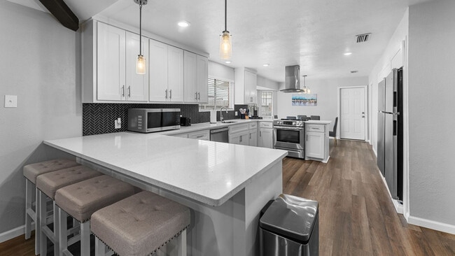 Photo - 6314 Senators Dr Unit ID1268430P