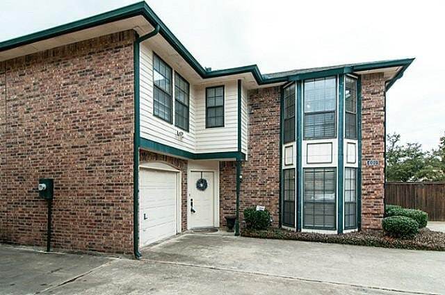 Photo - 600 Silverstone Ln