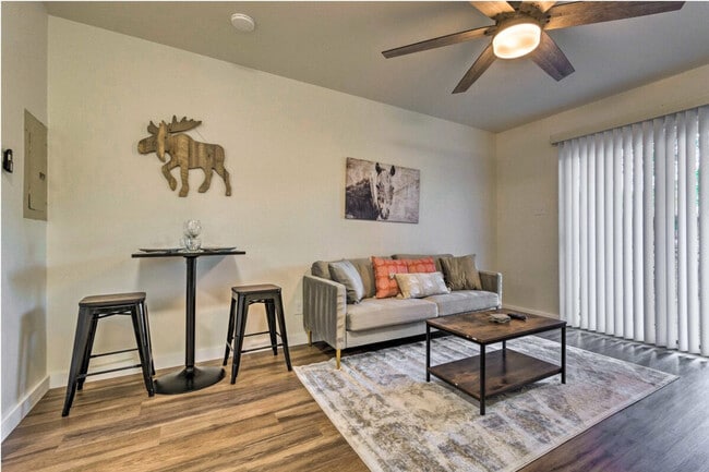 Building Photo - 805 Bishop Warren Dr Unit ID1296535P